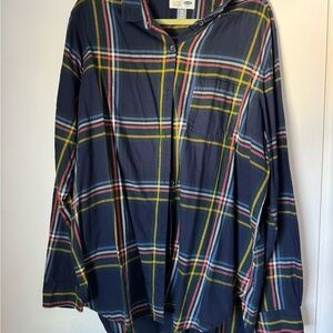 Old Navy Plaid Button-Up Shirt